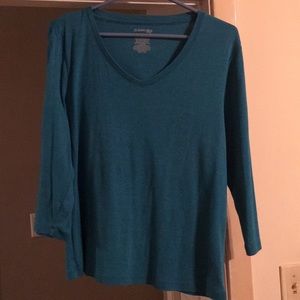 St. John’s Bay teal v neck tee